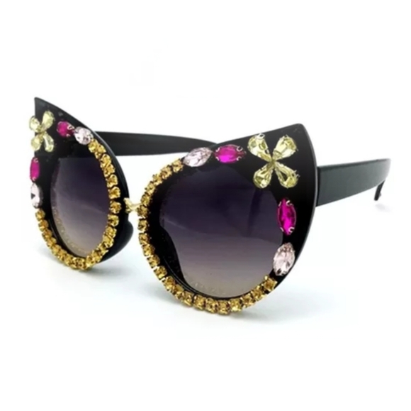 Dazzle Cat Eyes Sunglasses - Picture 2 of 10